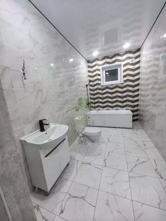 Дом в Бурятия, Тарбагатайский район, Саянтуйское с/пос, с. Нижний ... - Фото 1