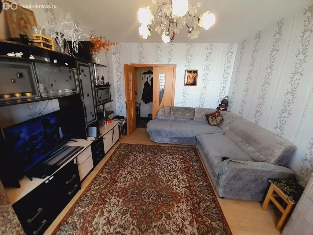 3-комнатная квартира: Великий Новгород, Большая Московская улица, ... - Фото 1