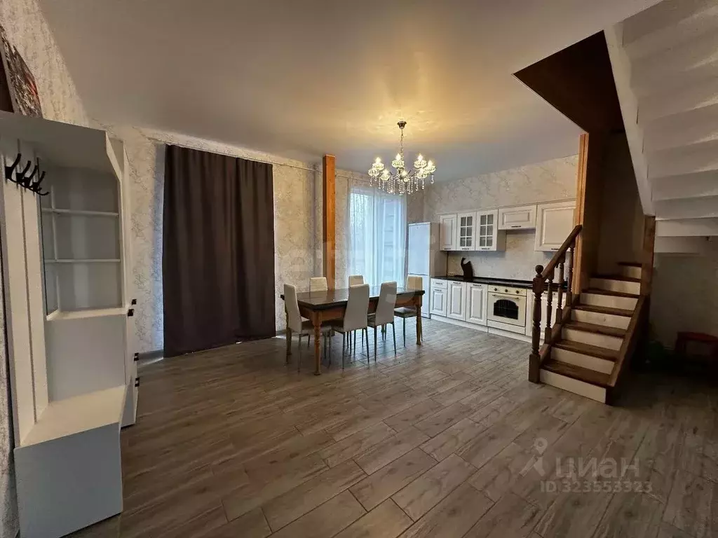 Дом в Ленинградская область, Кировский район, Синявинское городское ... - Фото 1