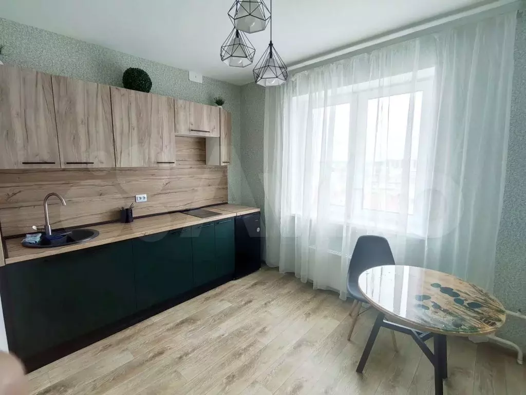 1-к. квартира, 39 м, 8/8 эт. - Фото 0