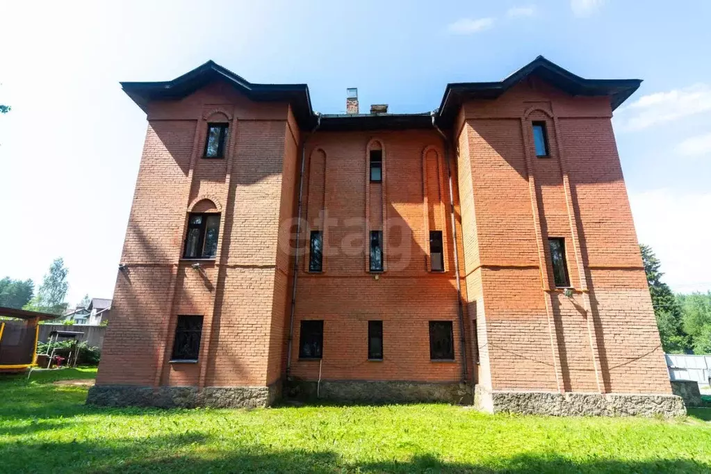 Дом в Ленинградская область, Всеволожск ул. Ясеневая, 14 (355 м) - Фото 1