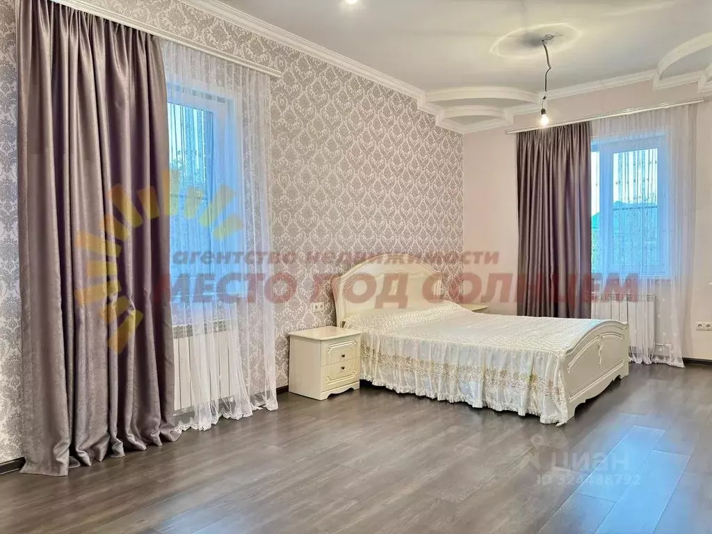 Дом в Краснодарский край, Ейск ул. Воронцова (140 м) - Фото 1