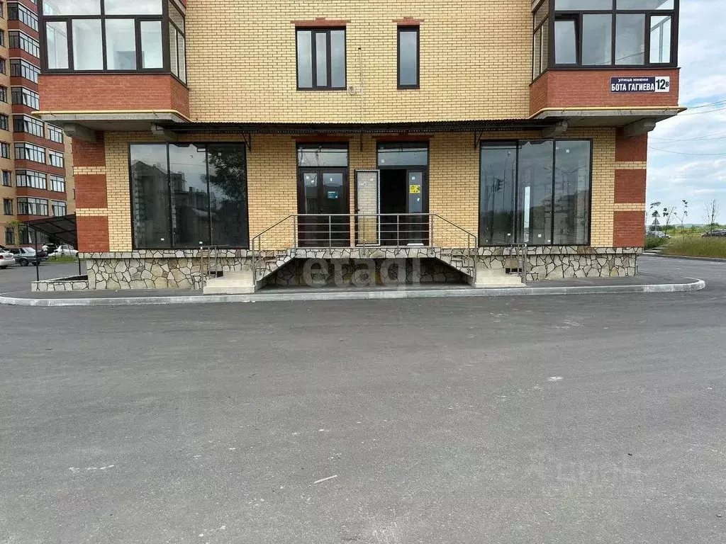 Торговая площадь в Ингушетия, Магас ул. Бота Гагиева (120 м) - Фото 2