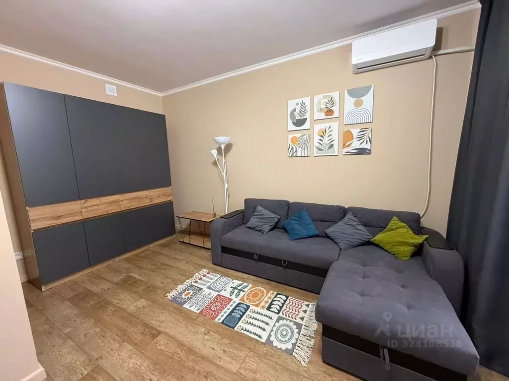 1-к кв. Крым, Симферополь просп. Александра Суворова, 1 (35.0 м) - Фото 2