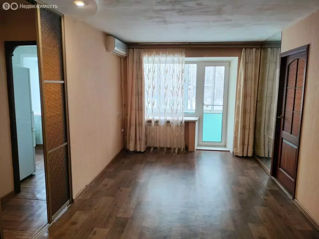 3-комнатная квартира: Комсомольск-на-Амуре, Интернациональный ... - Фото 1