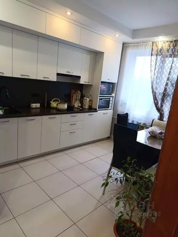 3-к кв. Саратовская область, Саратов ул. Имени П.Ф. Батавина, 9 (75.0 ... - Фото 1