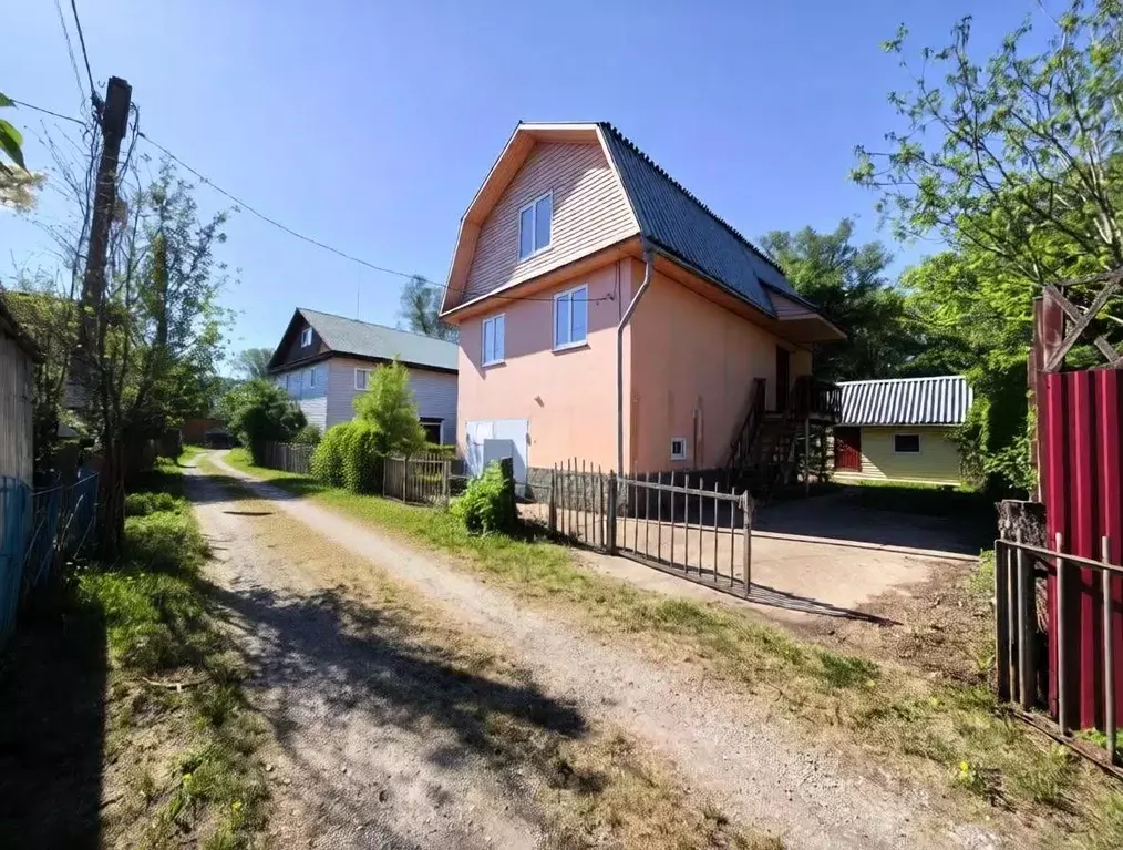 Дом в Башкортостан, Иглинский район, Ивано-Казанский сельсовет, ... - Фото 1