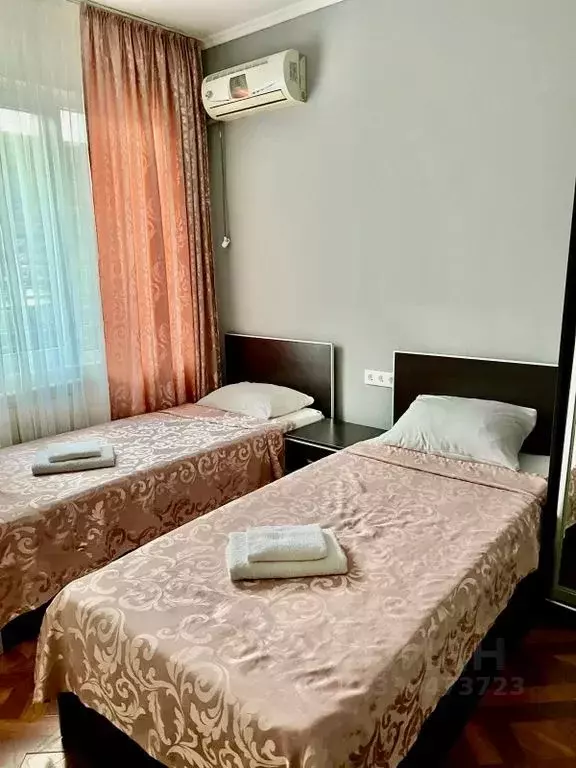 Комната Краснодарский край, Сочи Адлер жилрайон, ул. Чкалова, 11А - Фото 1