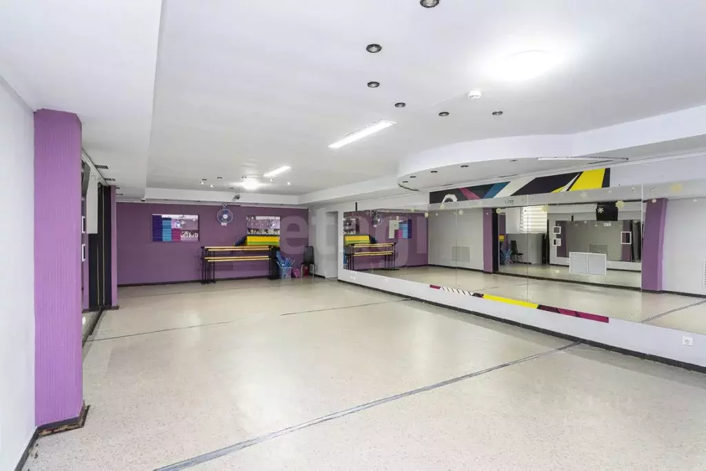 Помещение свободного назначения в Тюменская область, Тюмень ул. ... - Фото 1