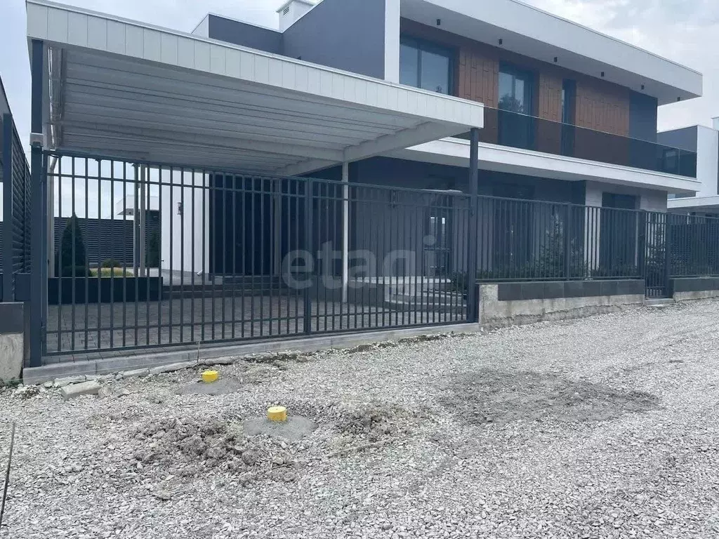 Дом в Краснодарский край, Геленджик Голубая Бухта мкр,  (260 м) - Фото 1