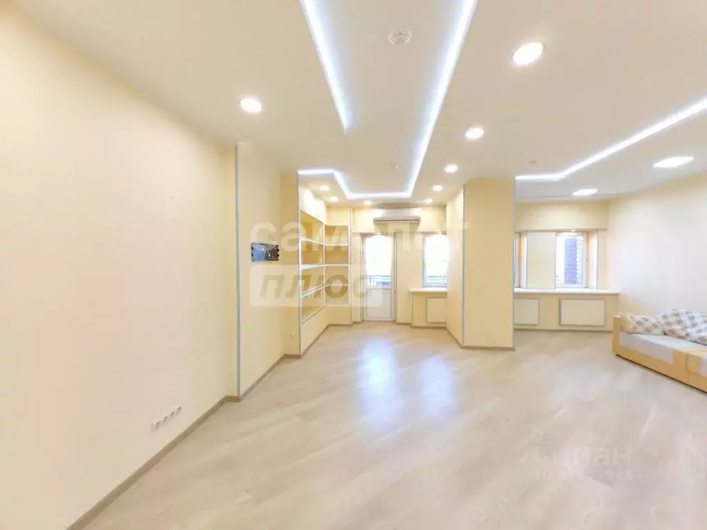 Офис в Ханты-Мансийский АО, Сургут Университетская ул., 7 (53 м) - Фото 2