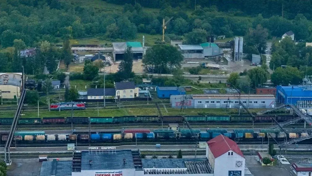 Производственное помещение в Краснодарский край, Горячий Ключ ... - Фото 0