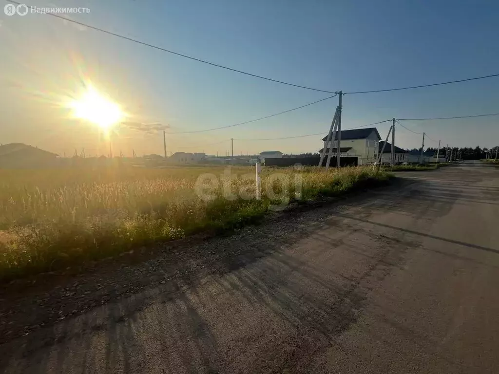 Участок в Старый Оскол, улица Воинской Славы (15 м) - Фото 1