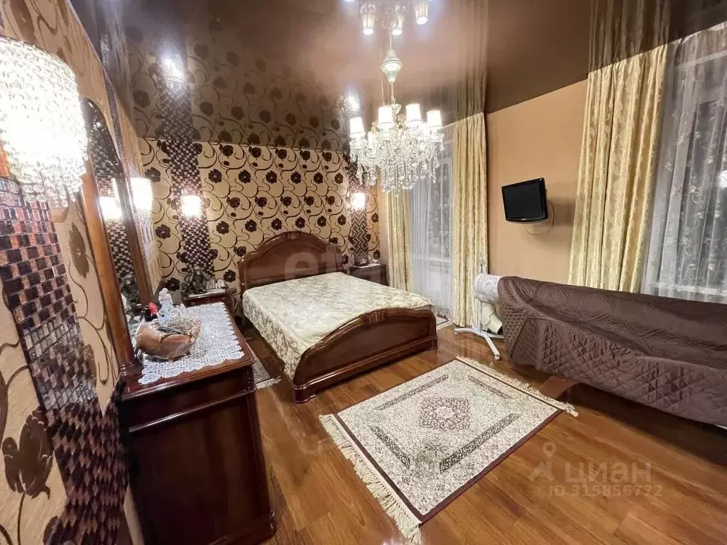 4-к кв. Архангельская область, Котлас ул. Калинина, 5 (122.5 м) - Фото 0
