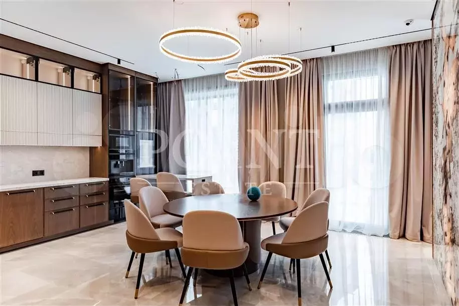 5-к. квартира, 173 м, 4/9 эт. - Фото 1