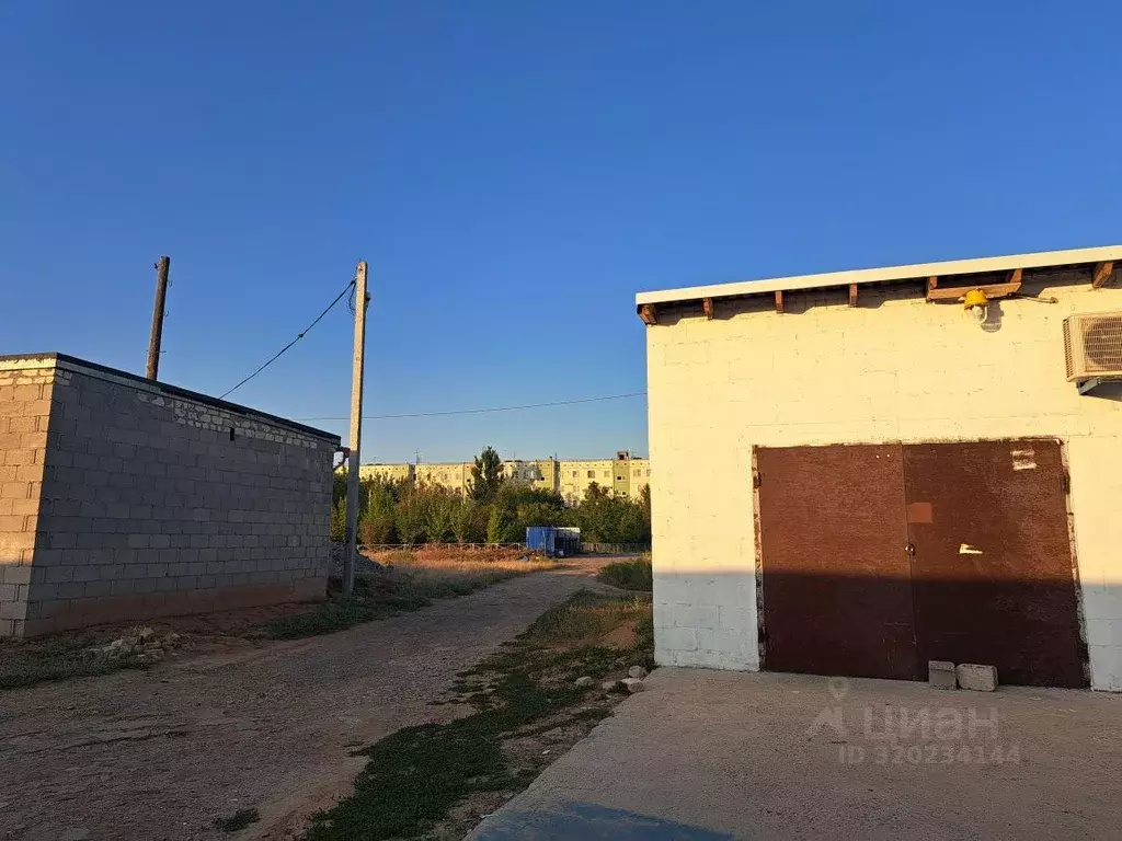Гараж в Волгоградская область, Светлоярский район, с. Большие ... - Фото 0