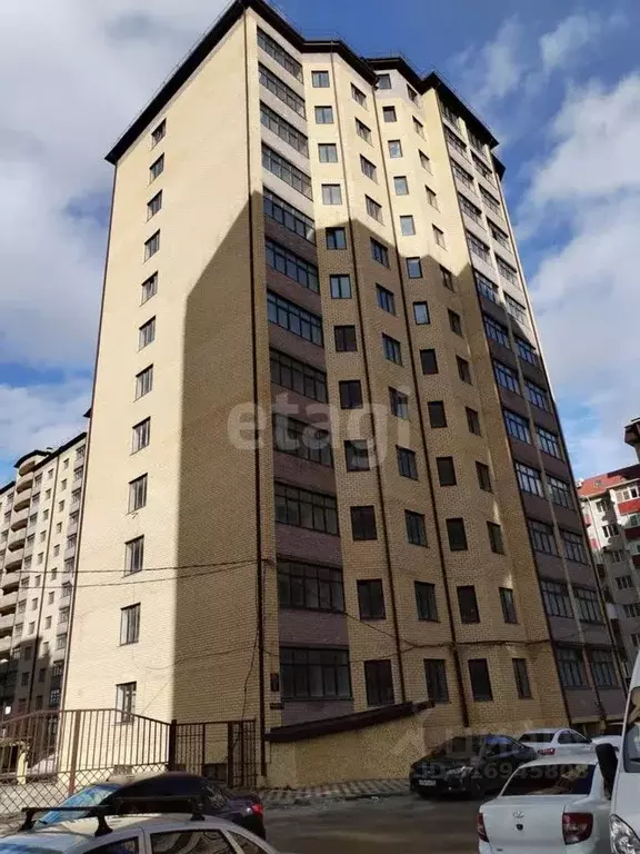 2-к кв. Карачаево-Черкесия, Черкесск ул. Космонавтов, 43Г (76.2 м) - Фото 0