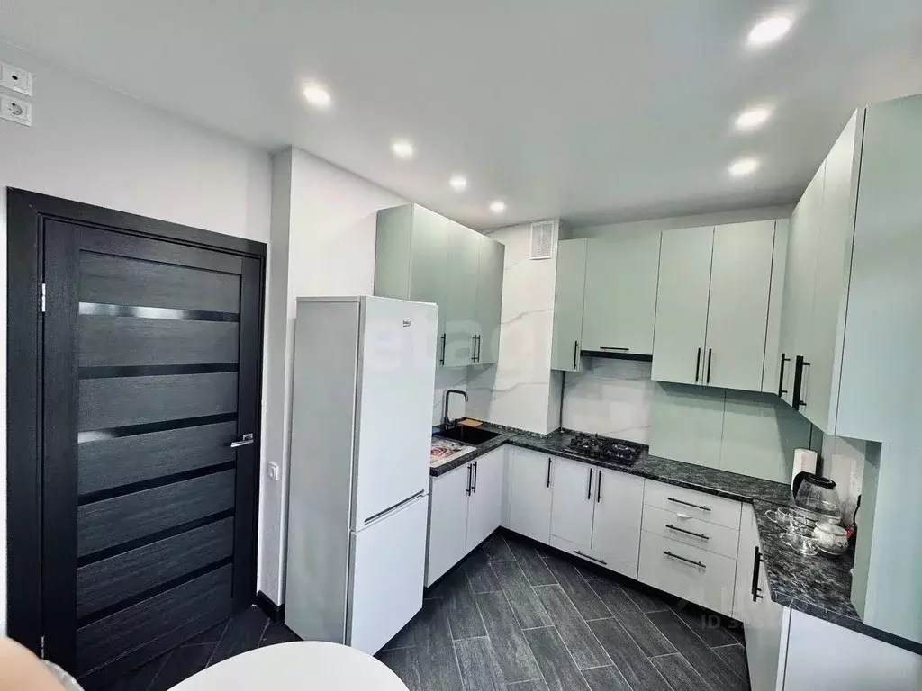 1-к кв. Крым, Симферополь ул. Балаклавская (45.0 м) - Фото 2