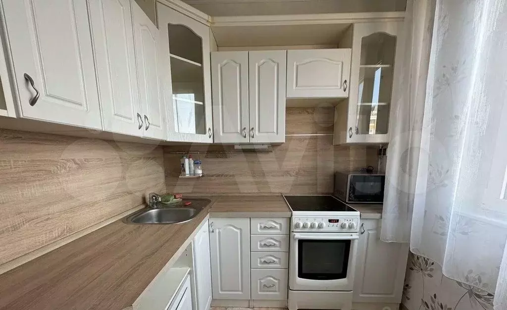 1-к. квартира, 40 м, 10/14 эт. - Фото 0
