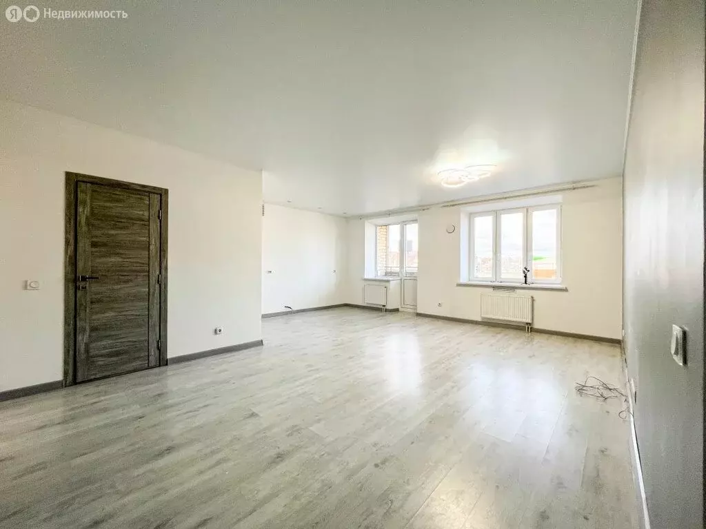 3-комнатная квартира: Берёзовский, Гвардейская улица, 1 (75.4 м) - Фото 2