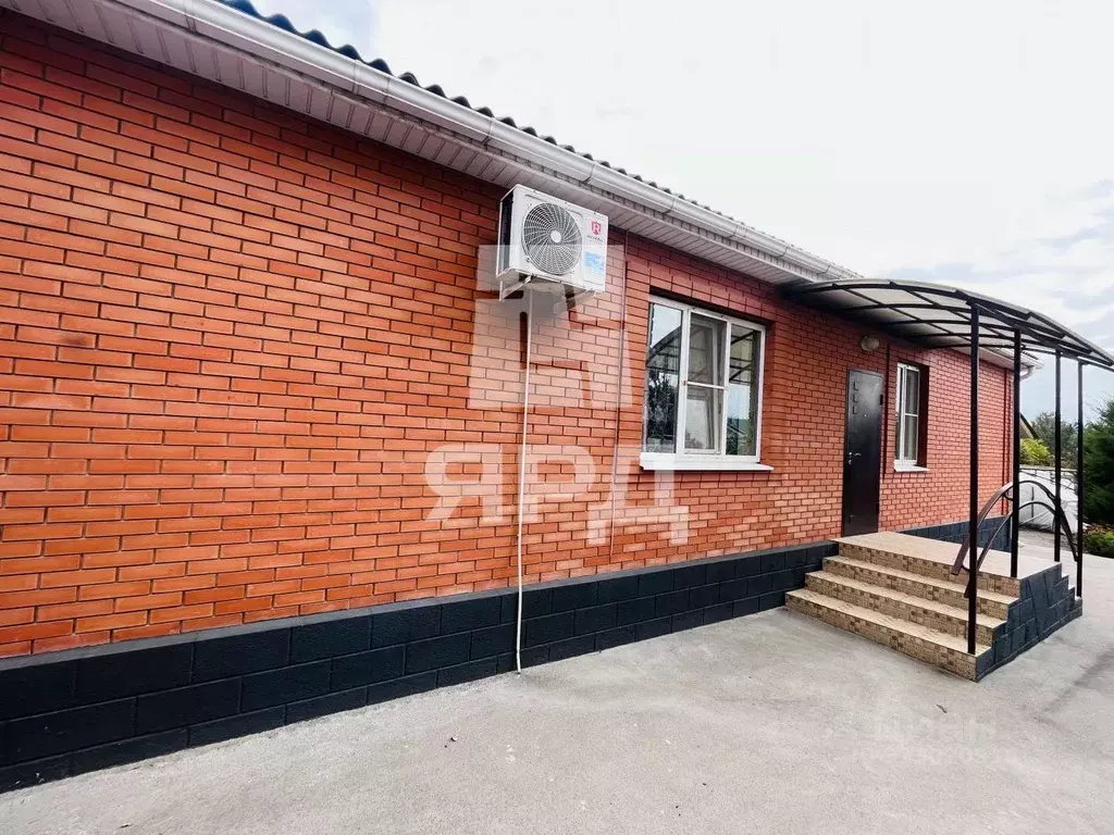 Дом в Ростовская область, Неклиновский район, Вареновское с/пос, с. ... - Фото 1