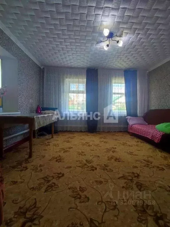 Дом в Краснодарский край, Усть-Лабинск Молодежная ул. (71 м) - Фото 0