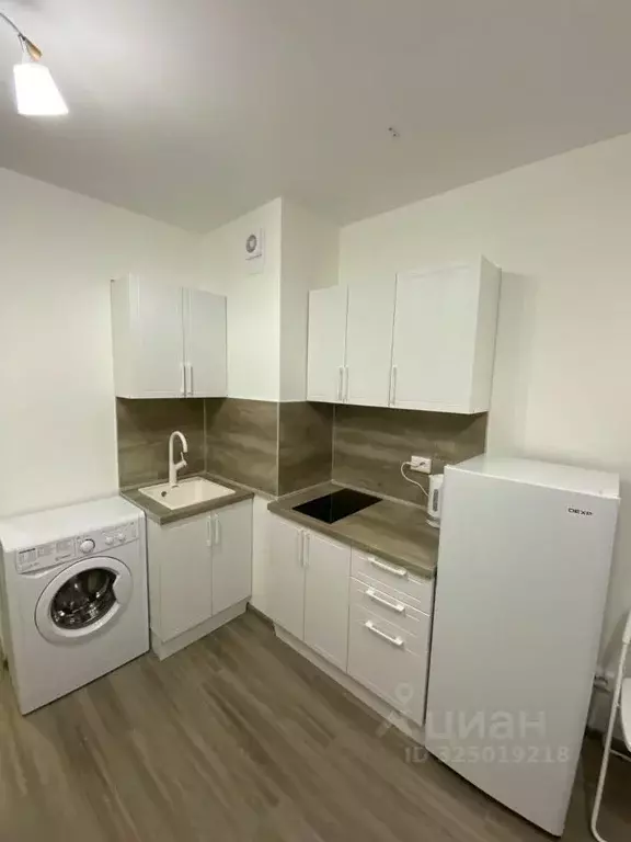 Студия Санкт-Петербург пос. Парголово, Заречная ул., 54 (19.2 м) - Фото 1