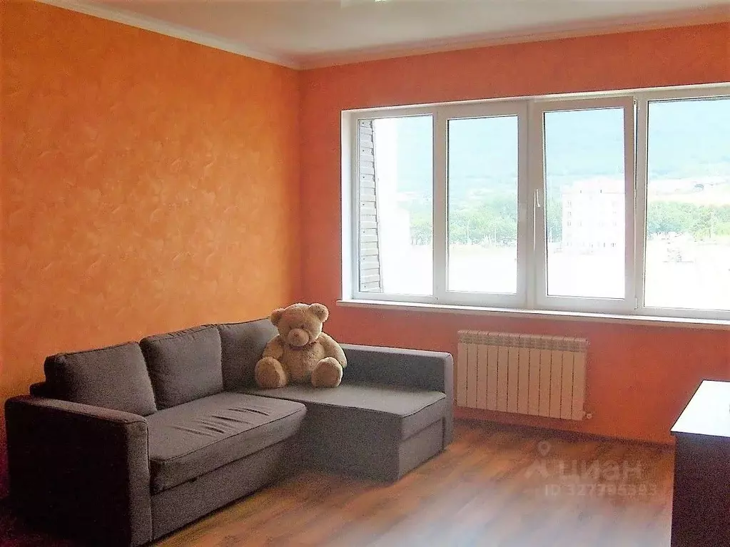 2-к кв. Краснодарский край, Геленджик Южный мкр, ул. Жуковского, 10 ... - Фото 1