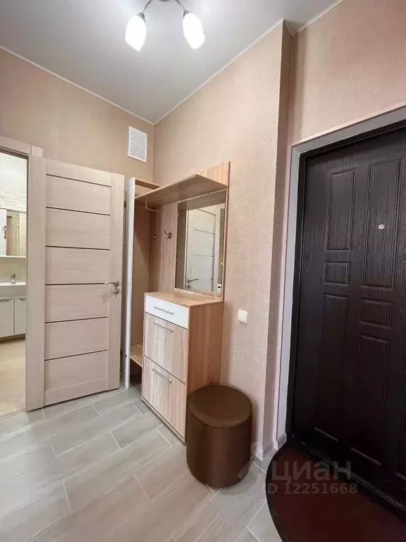 1-к кв. Крым, Симферополь ул. Батурина, 143 (40.0 м) - Фото 1