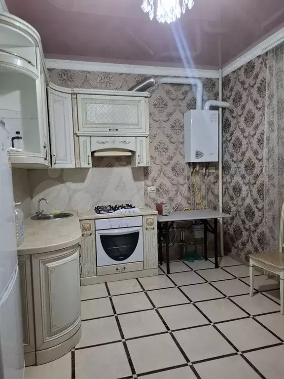 1-к. квартира, 51 м, 2/6 эт. - Фото 0