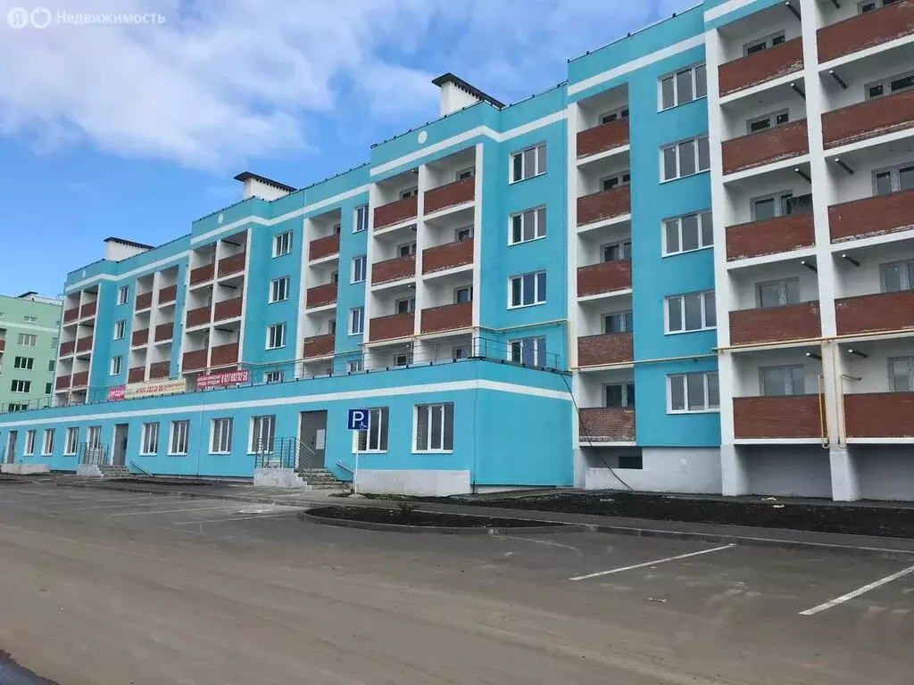 2-комнатная квартира: посёлок городского типа Петра Дубрава, улица ... - Фото 1