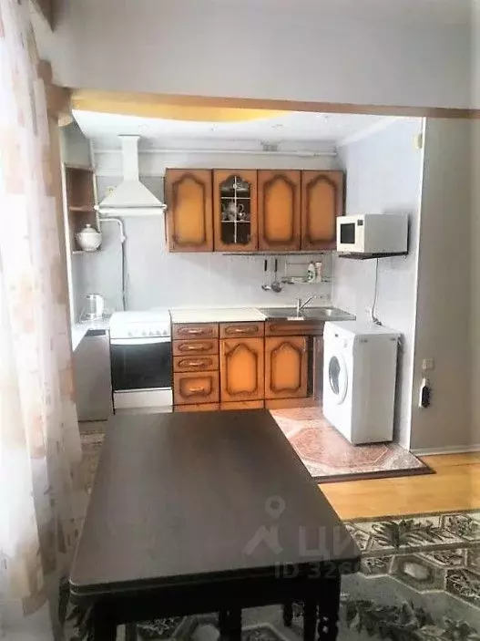 2-к кв. Омская область, Омск Новороссийская ул., 3А (44.5 м) - Фото 2