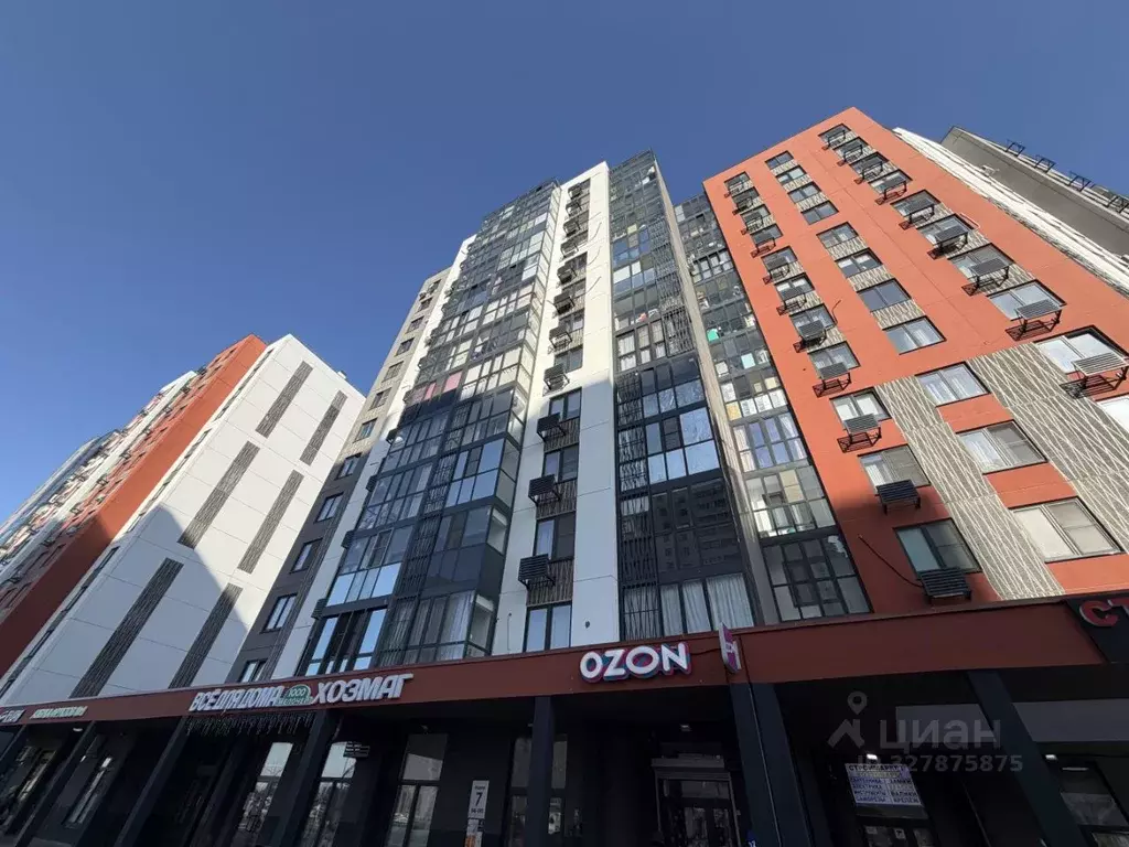 Гараж в Москва Десеновское поселение, ул. 3-я Нововатутинская, 8 (13 ... - Фото 1