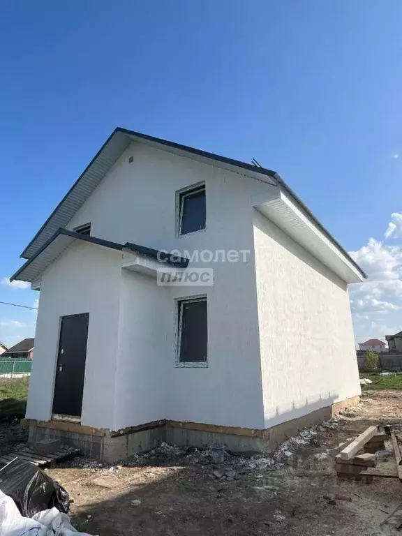 Дом в Башкортостан, Иглинский район, Акбердинский сельсовет, д. ... - Фото 0