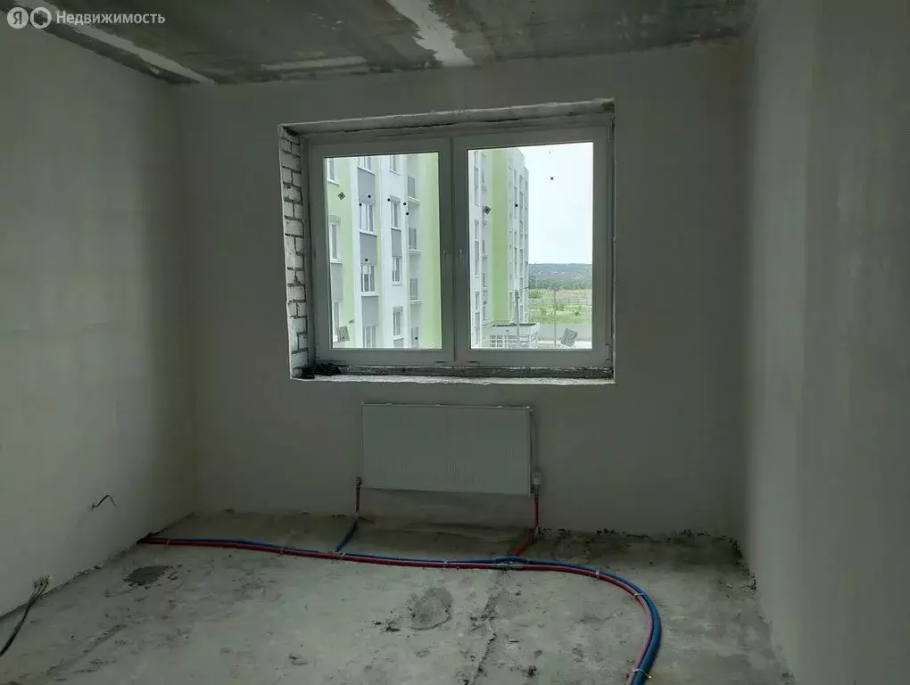 3-комнатная квартира: село Миловка, проспект Чижова, 6 (69.8 м) - Фото 1