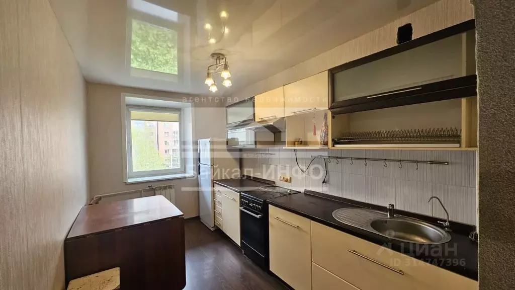 3-к кв. Иркутская область, Иркутск ул. Пушкина, 26 (63.0 м) - Фото 0
