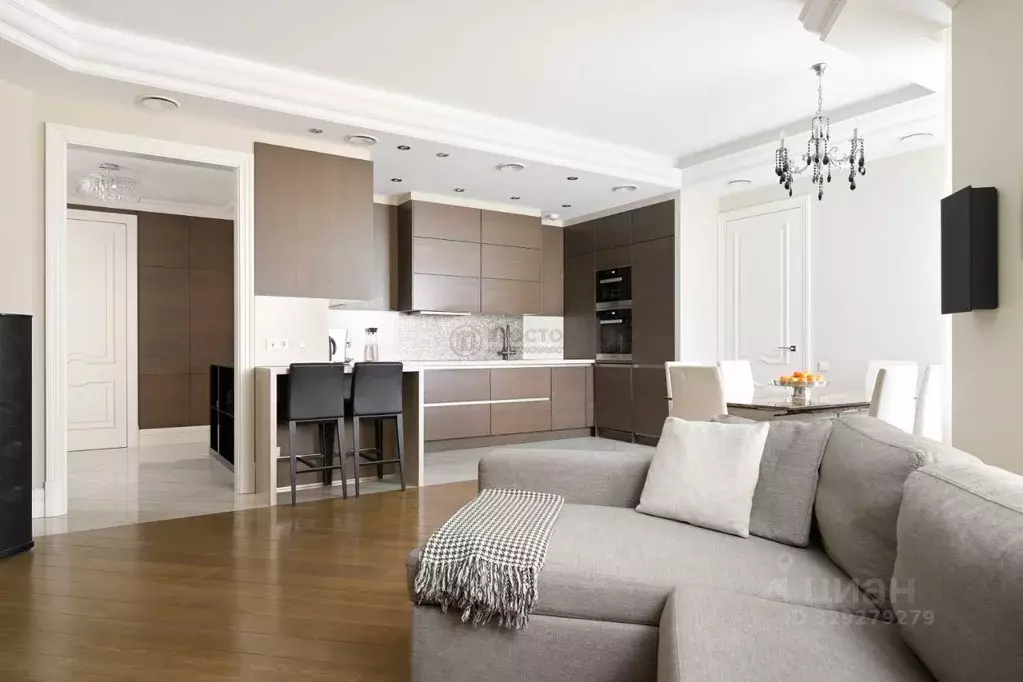 Квартира, 5 и более комнат, 161.1 м - Фото 1