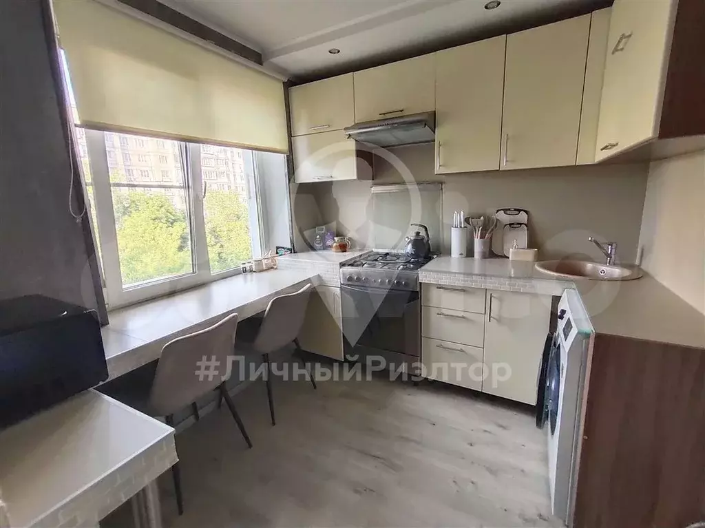 1-к. квартира, 31,9 м, 5/5 эт. - Фото 0