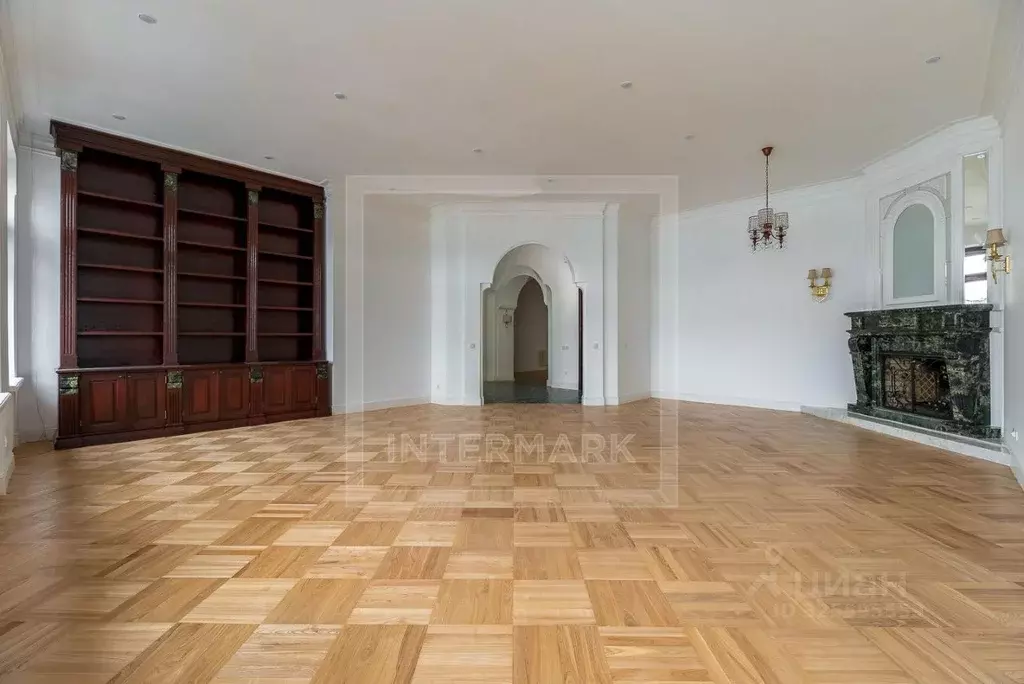 6-к кв. Москва ул. Петровка, 17С1 (400.0 м) - Фото 1