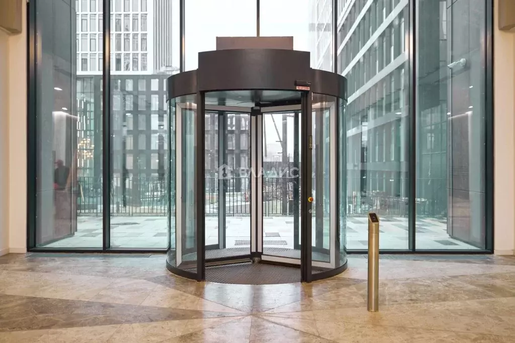 1-к кв. Москва ул. Светланова, 11к2 (72.1 м) - Фото 2