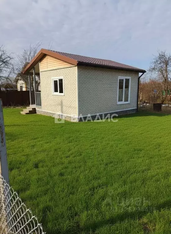 Дом в Калининградская область, Гурьевский муниципальный округ, пос. ... - Фото 1