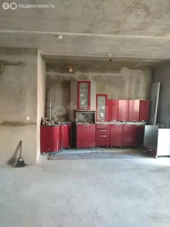 Квартира-студия: Северск, улица Славского, 6А (55.6 м) - Фото 2