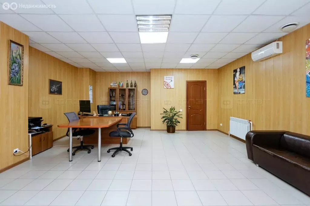 Помещение свободного назначения (2100 м) - Фото 1