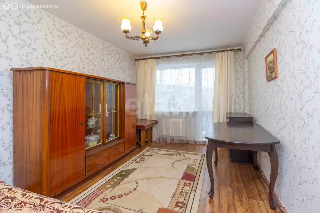 2-комнатная квартира: Омск, 3-й микрорайон, улица Путилова, 6 (45 м) - Фото 2