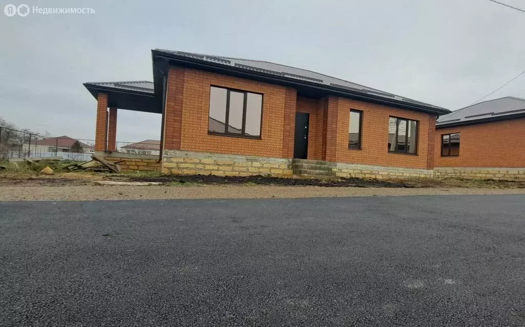 Дом в Михайловск, улица Тухачевского (120 м) - Фото 1