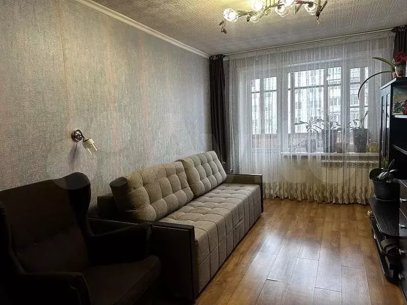 2-к. квартира, 55 м, 5/9 эт. - Фото 1