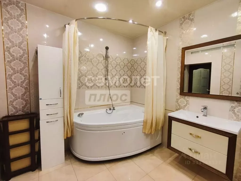 3-к кв. Коми, Сыктывкар ул. Клары Цеткин, 10 (97.1 м) - Фото 2