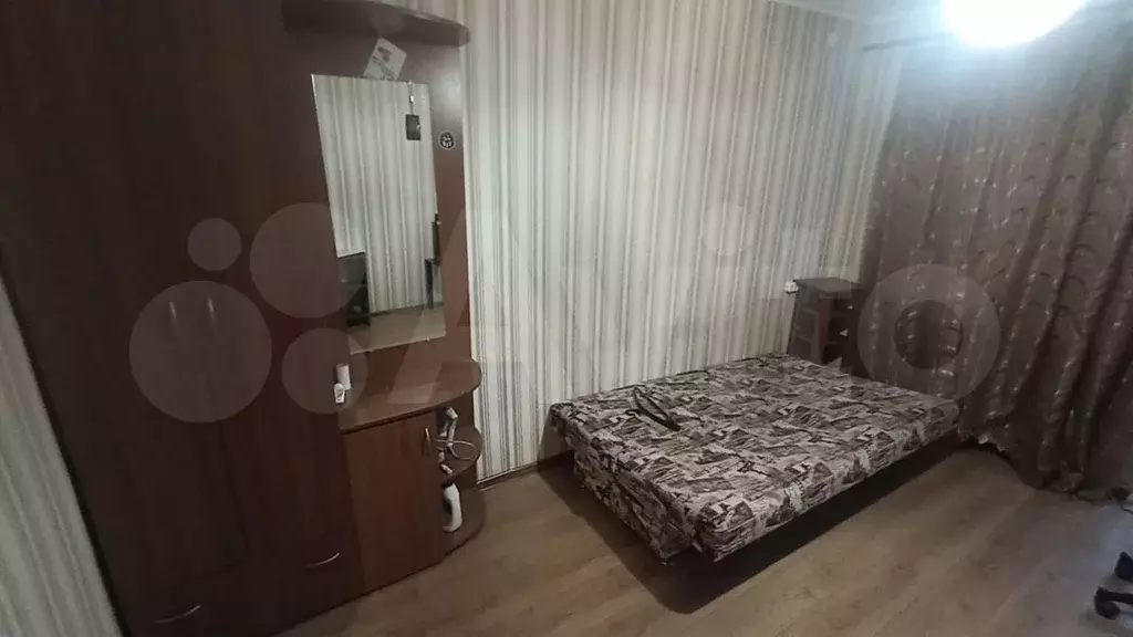 Комната 14 м в 5-к., 5/5 эт. - Фото 1