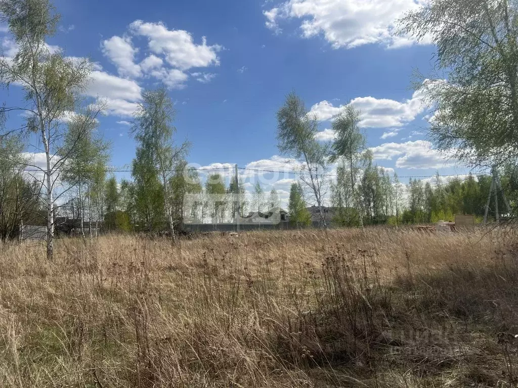 Участок в Рязанская область, Рязанский район, Дубровическое с/пос, с. ... - Фото 0