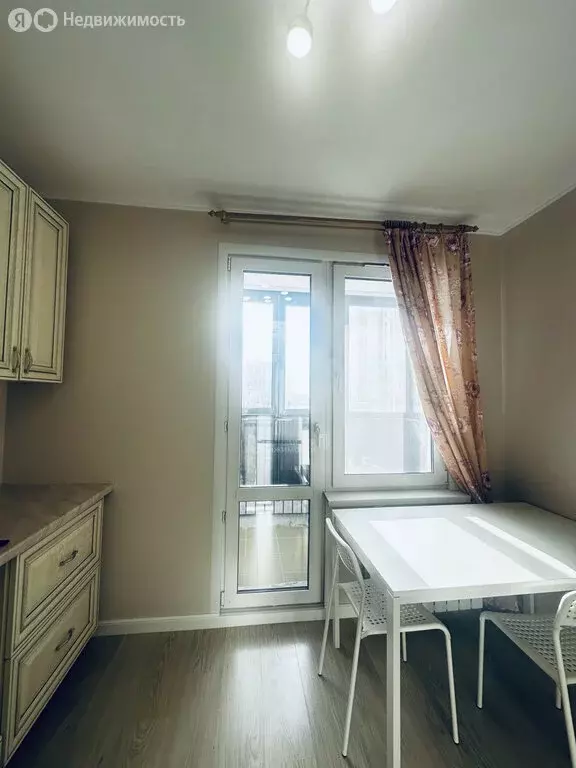 1-комнатная квартира: Казань, проспект Ильгама Шакирова, 13 (30 м) - Фото 2